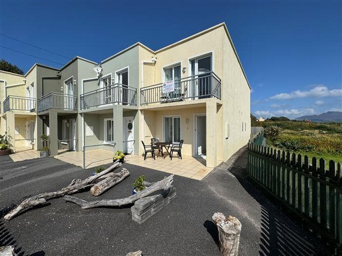 5 Centre Point Mews, Main Street, Waterville, Co. Kerry, V23X884