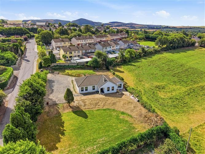Knockenree, Coolattin Road, Carnew, Co. Wicklow, Y14KW31