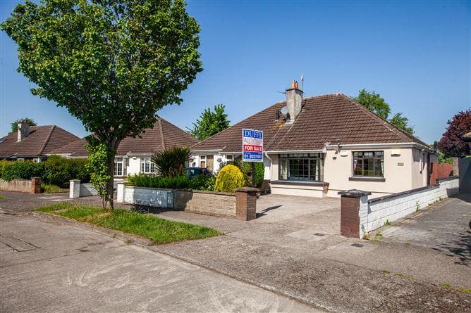 25, Cherryfield Park, Dublin 15