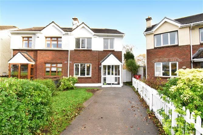 27, Foxborough Walk, Co. Dublin