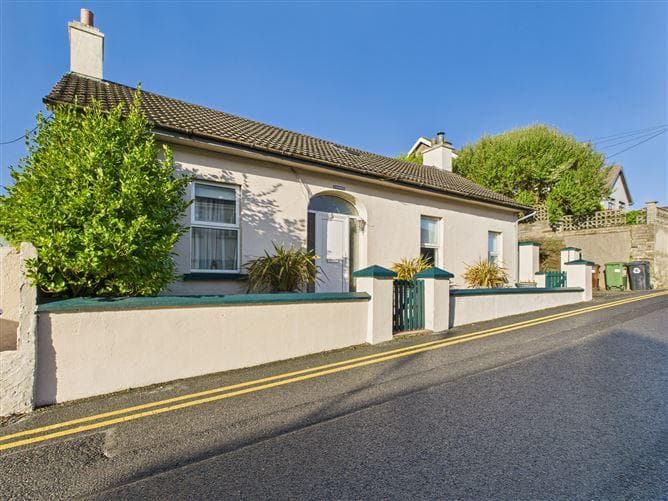 18 Appollonian Suites, Church Road, Tramore, Waterford