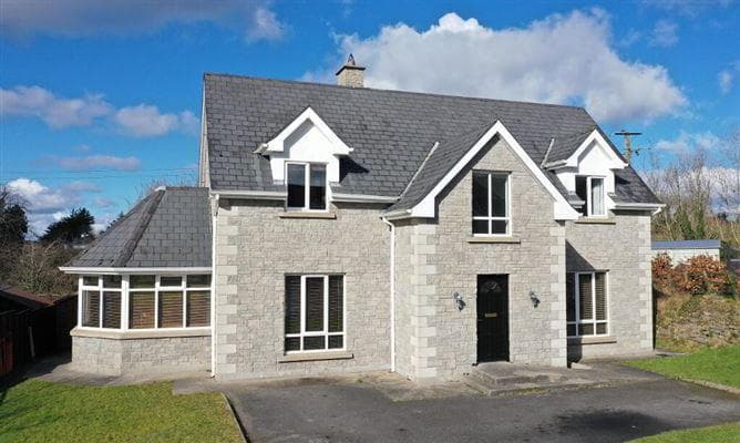 5 Esker Grove, Cootehall, Boyle, Roscommon