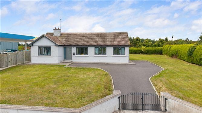 Carrigeens, Spa Glen, Mallow, Co. Cork