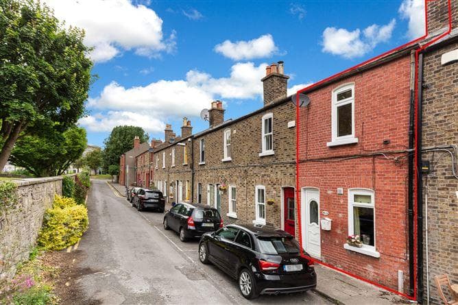 16 Temple Cottages, Broadstone, Dublin 7