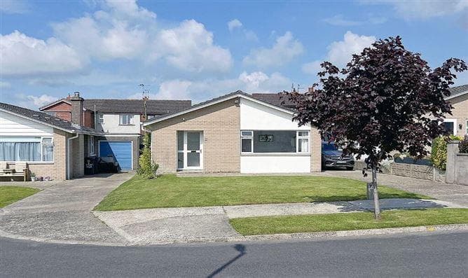 44 Sandfield Gardens, Blackrock, Louth