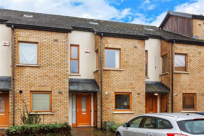 15, Hunters Hill, Dublin 24