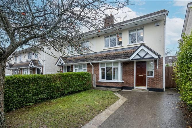 6, Luttrellstown Walk, Dublin 15