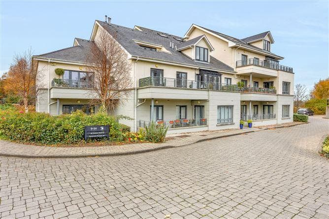 11, Corr Castle Howth Road, Co. Dublin