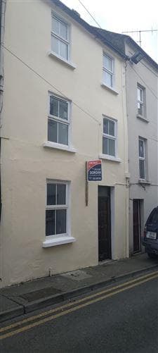 29 Bridge Street, Carrick-On-Suir, Carrickbeg, Co. Tipperary, E32W984