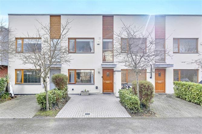 35, Lissadel Wood Swords Road, Dublin 12