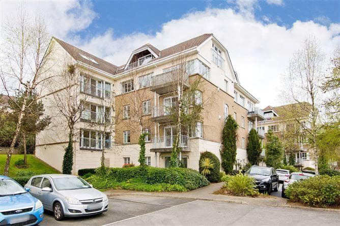 14 Granite Court, Stepaside Park, Dublin