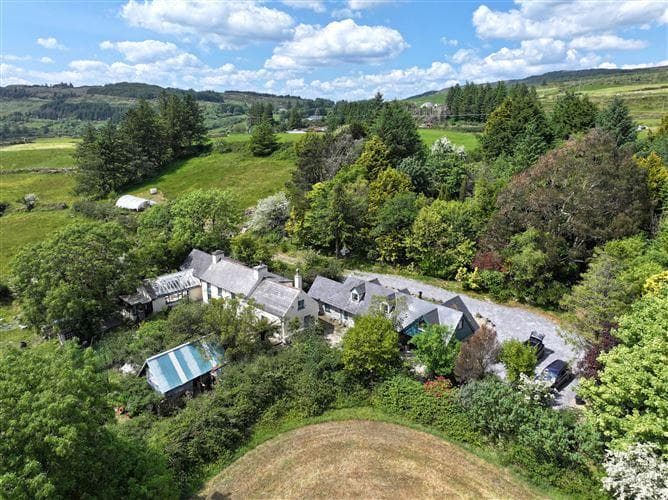 Fig Tree Cottage, Meenies Upper, Drimoleague,   West Cork