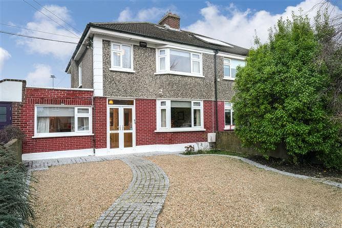 8, Brookwood Heights, Dublin 5