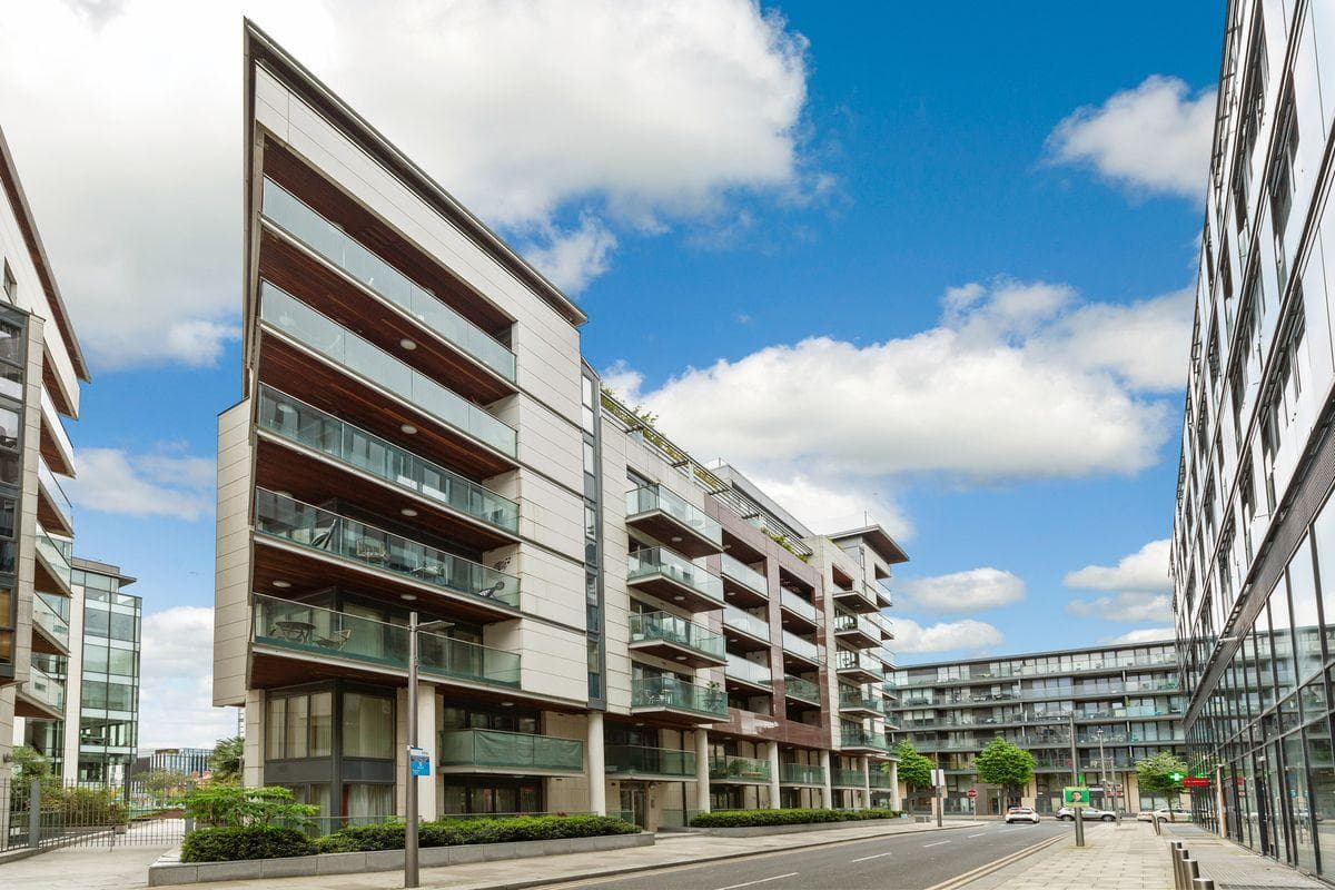 77 Forbes Quay, Grand Canal Dock, Dublin 2, D02VA89