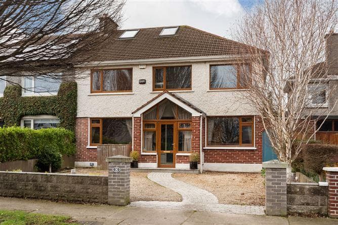 8, Glenbrook Park, Dublin 14