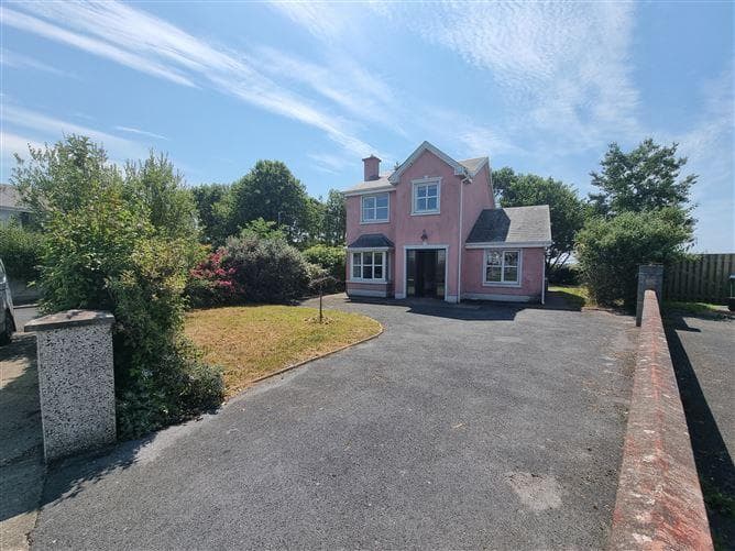 39, Woodfield Drive, Co. Clare