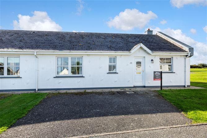 124 St. Helen's Village, KIlrane, Rosslare Harbour, Co. Wexford, Y35TY04