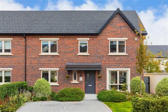 8 Mercer Glen, Cherrywood, Dublin 18