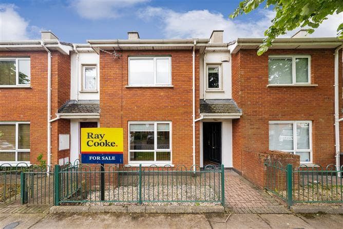 220 Castlecurragh Vale, Blanchardstown, Dublin 15