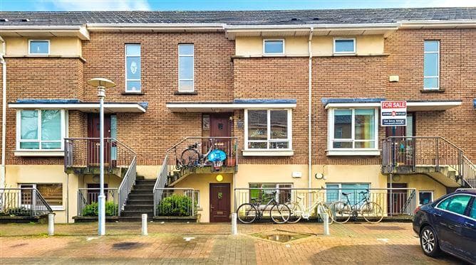 91, Ivy Court, Dublin 9