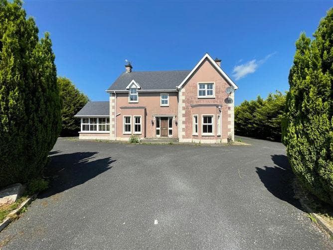 2 Ross downs, Rossgier, Lifford, Co. Donegal