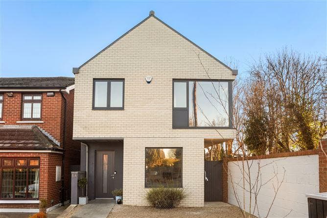5a, Sefton Rochestown Avenue, Co. Dublin