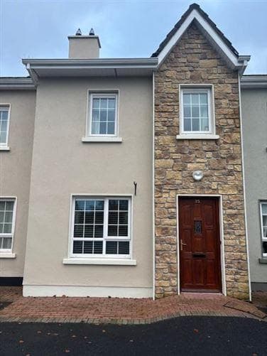 35 Esker Pines, Ballyhaunis, Co. Mayo, F35TR58