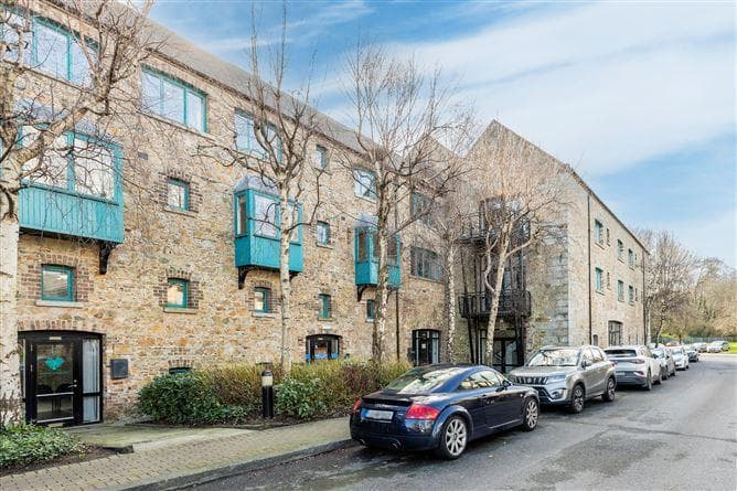 apt 12, the mill, the maltings