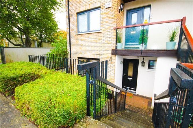 23, Hunters Hill, Dublin 24