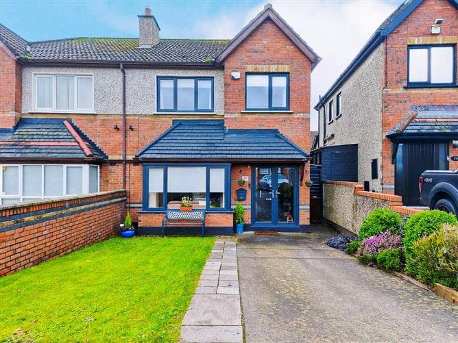 38, Ellensborough Copse Kiltipper Road, Dublin 24