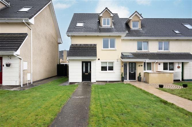 12, Grange Way, Co. Cork