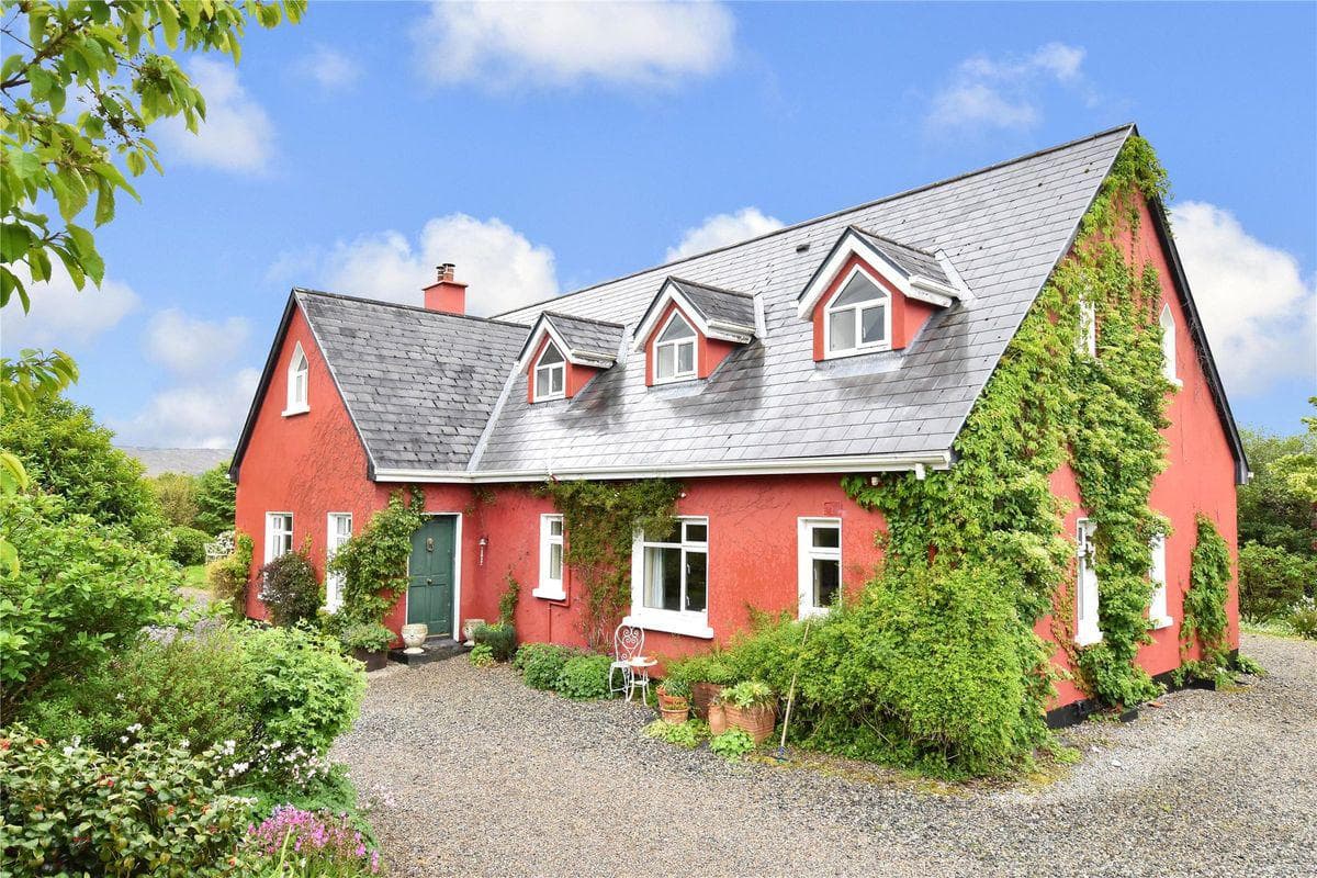 The Railway Lodge, Canrawer East, Oughterard, Galway, County Galway