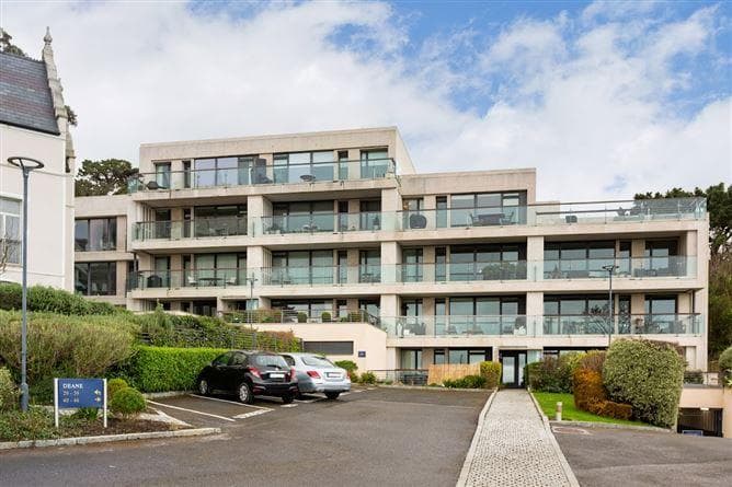 Apt 25 Newman, The Court, Killiney Bay, Killiney, Co. Dublin