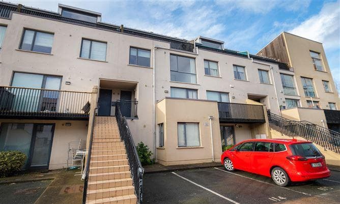 23, Parkview Close, Dublin 11