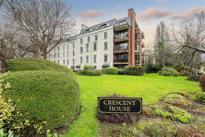39 Crescent House , Clontarf, Dublin 3