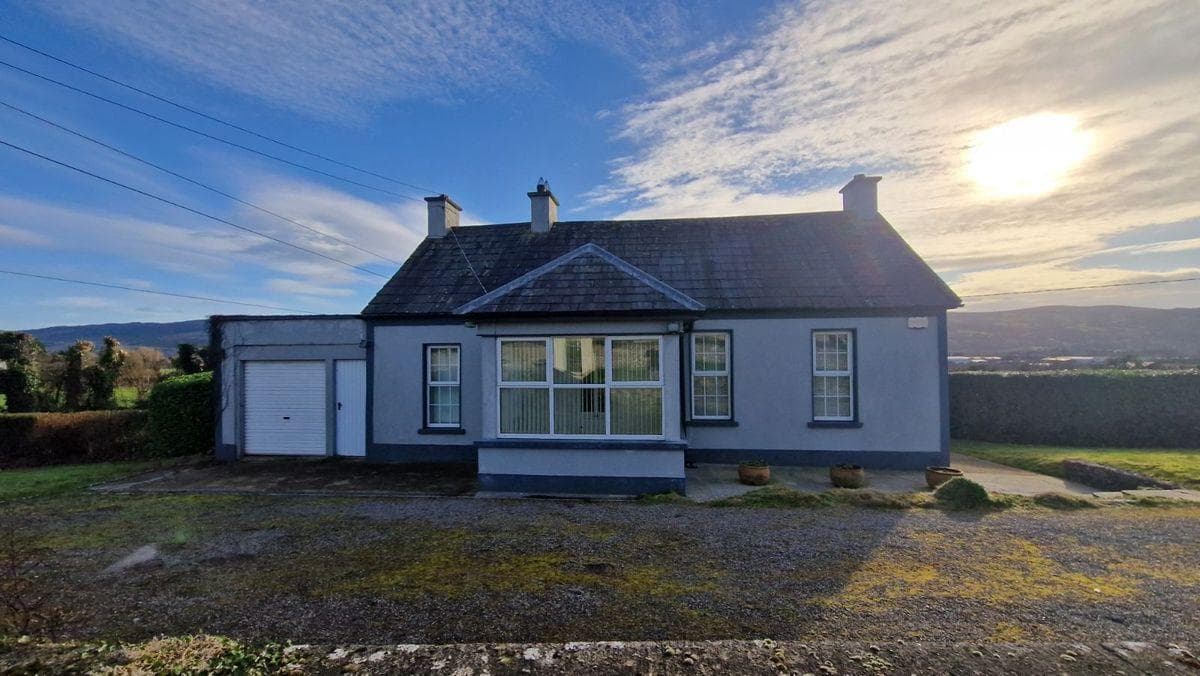 The Old School House, Rathloose, Clonmel, Co. Tipperary, E91D254