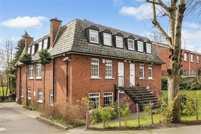 4, Riversdale House Glasnevin Court, Dublin 11