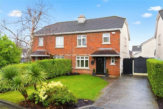 10, Rossberry Court, Co. Dublin