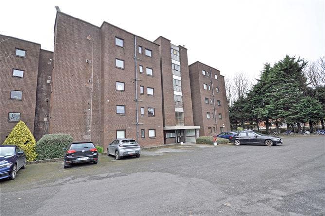 16 Anglesea House, Ballsbridge, Dublin 4