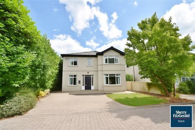 1 Cois Teampaill, Newcastle West, Co. Limerick