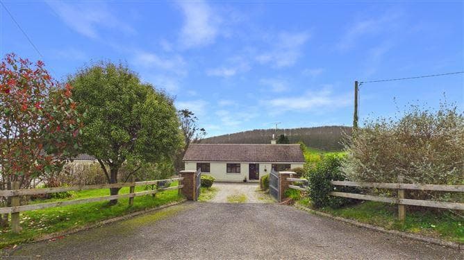 "Tree Tops House", Killincooley More, Kilmuckridge, Wexford