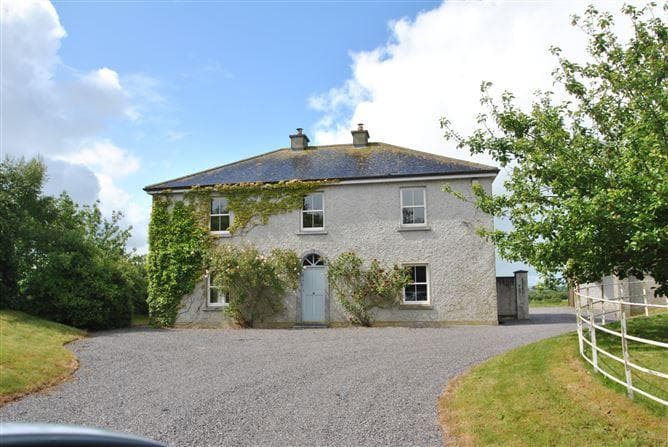 Rath House On Approx. 8.2 Acres, Ballygague, Ballacolla, Co. Laois