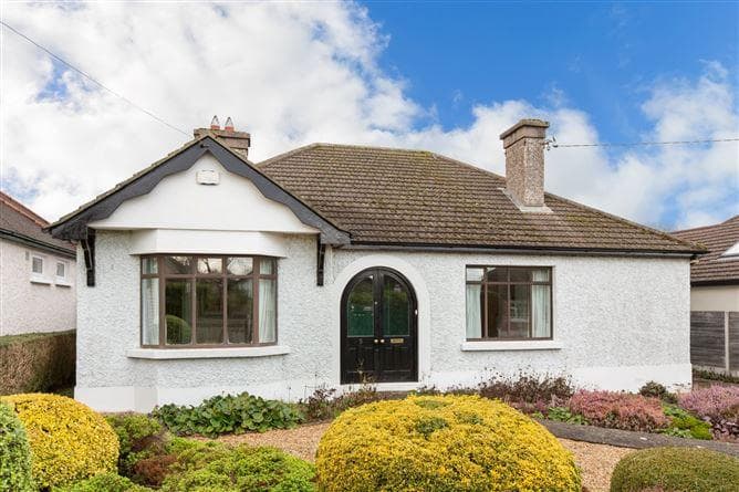 5, Woodlawn Park, Dublin 14