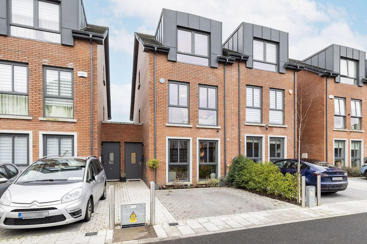 5 Auburn Green, Rochestown Ave, Dun Laoghaire, Co. Dublin