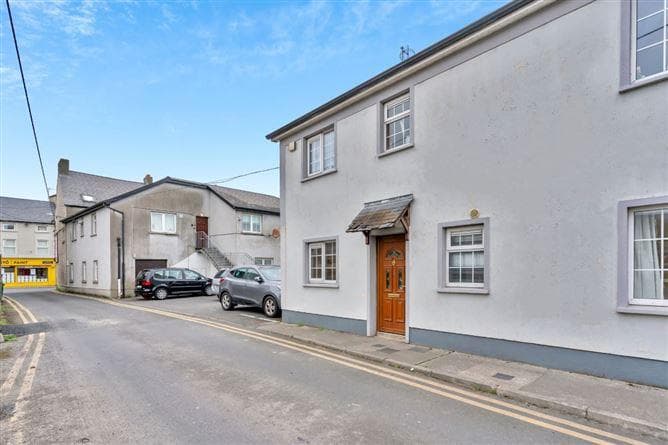 1 Riversdale, Green Alley, Athy, Co. Kildare