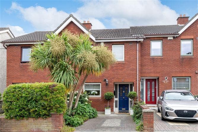 8, Parnell Court, Dublin 12