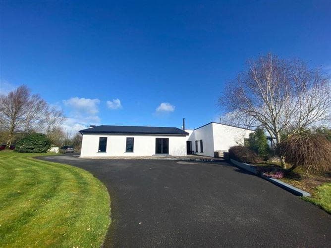 Woodpark, Carney, Nenagh, Tipperary