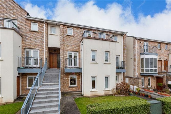 14, Bantry Square, Dublin 15
