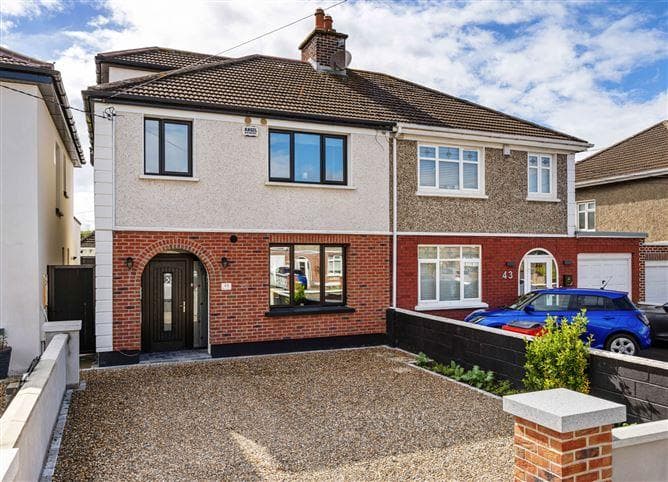 41, Willow Park, Dublin 11