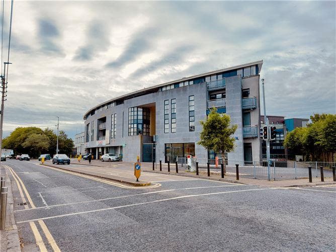 23 Crescent Court, Father Griffin Road, Galway City, Co. Galway, H91KP93